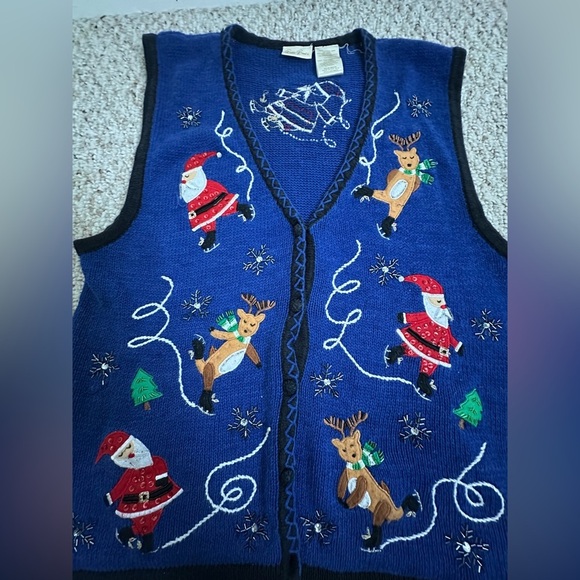 Bobbie Brooks Blue Christmas Sweater Vest - Picture 8 of 8